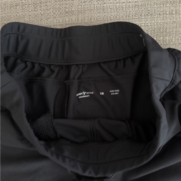 Old Navy Black Athletic Women's Shorts - Picture 3 of 3